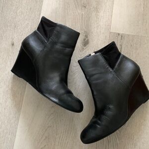 Michael Kors Bromley Black Leather
Wedge Zip Ankle Bootie Size‎ 10 M classic